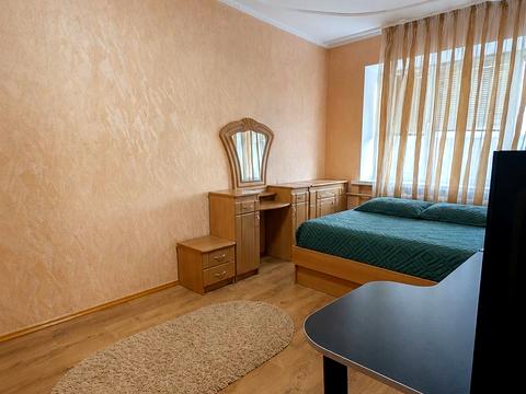 квартира за адресою Князя Романа проїзд, 11
