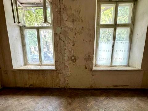 комерційна за адресою Садовая вул., 14