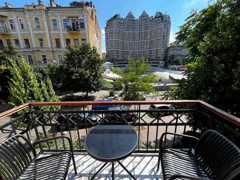 квартира по адресу Вячеслава Липинского ул. (Чапаєва), 10
