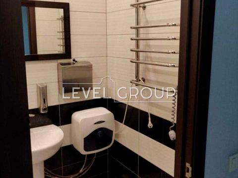комерційна за адресою Кловський узвіз, 7a