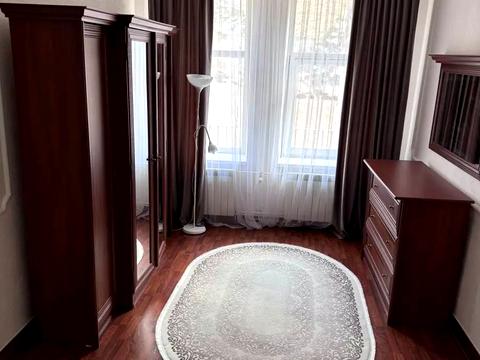 квартира за адресою Олександра Кониського вул. (), 10