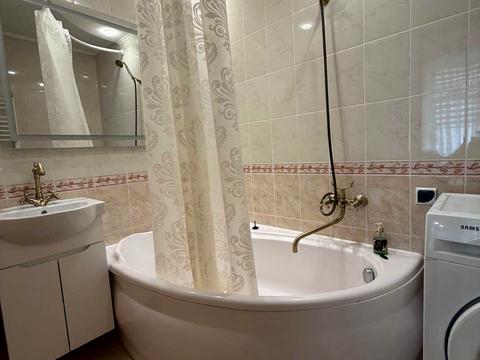квартира за адресою Олександра Кониського вул. (), 10