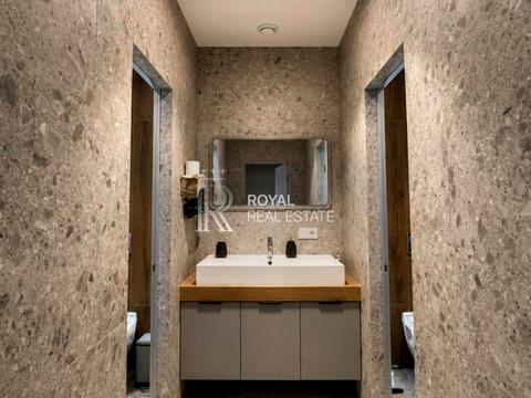 комерційна за адресою Кловський узвіз, 7a