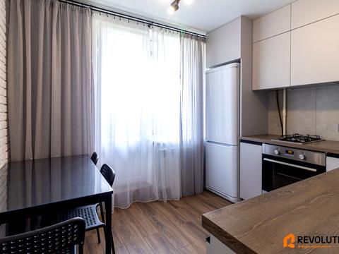квартира за адресою Мілютенка вул., 17-Б