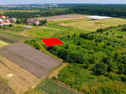 ділянка за адресою Лісна
