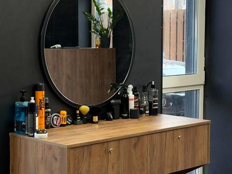 комерційна за адресою Літературна вул. (Чехова), 14-Д