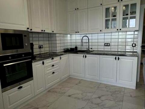 квартира за адресою Ревуцького вул., 54