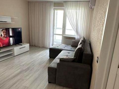 квартира за адресою Ревуцького вул., 54