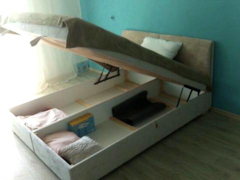 квартира за адресою Драгоманова вул., 8-Б