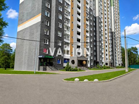 квартира за адресою Миколи Вінграновського вул., 2