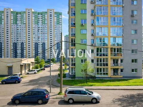 квартира за адресою Миколи Вінграновського вул., 2