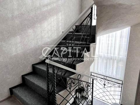 будинок за адресою с. Петропавлівська Борщагівка, Паркова, 20