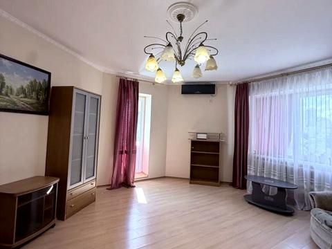 квартира за адресою Довженка вул., 6а