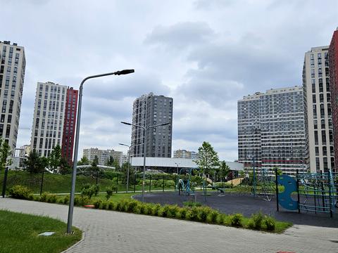 квартира по адресу Олександра Олеся ул., 10