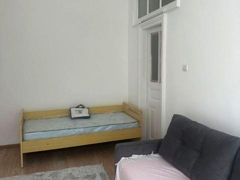 квартира за адресою Гетьмана Петра Дорошенка вул. (Жовтнева), 42
