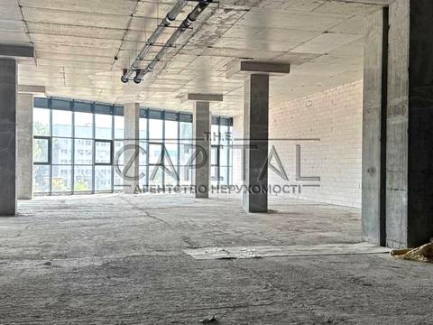 комерційна за адресою Миколи Бажана просп., 17