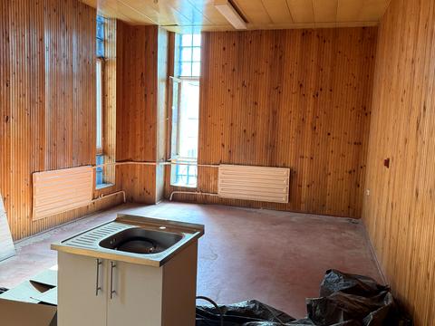 коммерческая по адресу Салютная ул., 5а