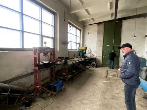 комерційна за адресою шкільна, 17