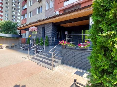 квартира за адресою Анни Ахматової вул., 28