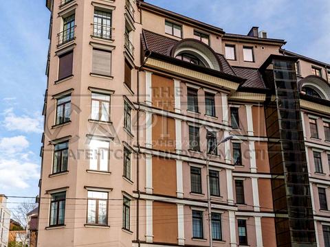 комерційна за адресою Болсуновська вул. (Сергія Струтинського), 21