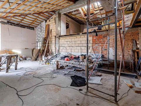 комерційна за адресою Болсуновська вул. (Сергія Струтинського), 21