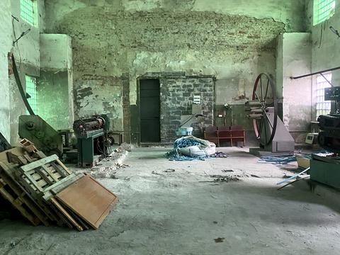 коммерческая по адресу Радехов, Галицкая ул., 18