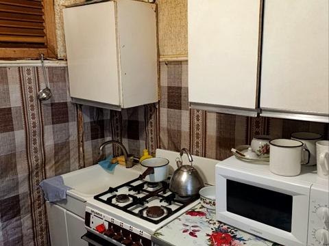 квартира за адресою Космонавтів вул., 7а