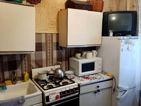 квартира за адресою Космонавтів вул., 7а