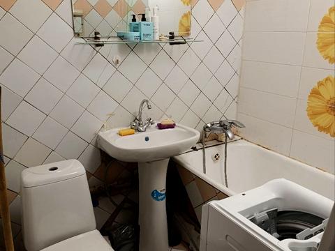 квартира за адресою Космонавтів вул., 7а