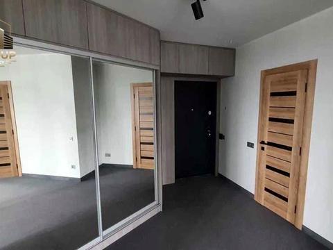 комерційна за адресою Київ, Берестейський просп. (Перемоги), 11