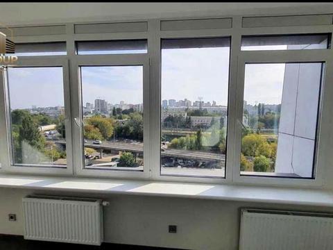 комерційна за адресою Київ, Берестейський просп. (Перемоги), 11
