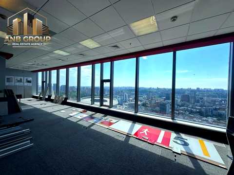 комерційна за адресою Спортивна пл., 1