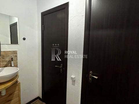 комерційна за адресою Кловський узвіз, 7a