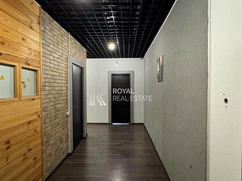 комерційна за адресою Кловський узвіз, 7a