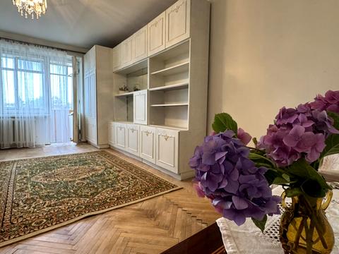 паркоместо по адресу Яворницького, 8