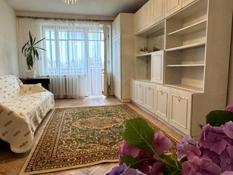 паркоместо по адресу Яворницького, 8