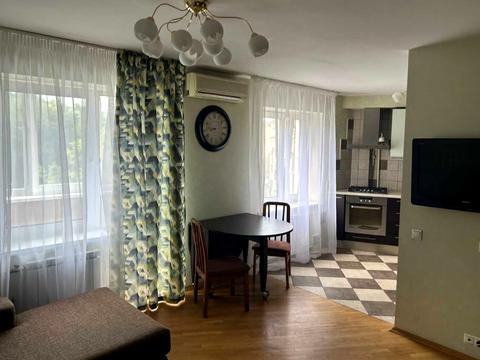 квартира за адресою Нововокзальна вул., 21