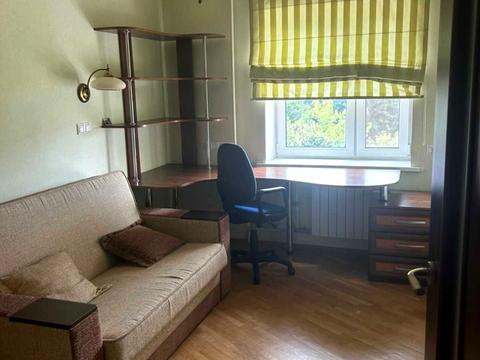 квартира за адресою Нововокзальна вул., 21
