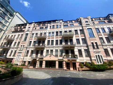 квартира по адресу Большая Житомирская ул., 20