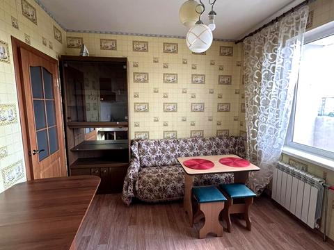 квартира за адресою Михайла Максимовича вул. (Онуфрія Трутенка), 9-В