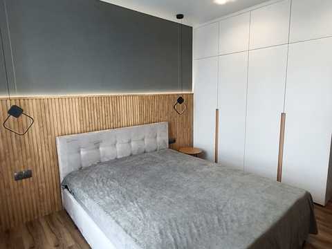 квартира по адресу Елены Телиги ул., 25