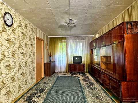 квартира за адресою Мистецька вул. (Землячки), 3
