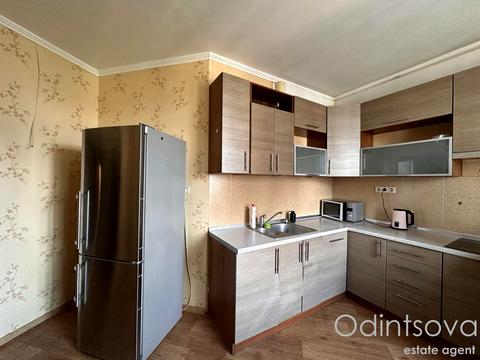 квартира за адресою Саперно-Слобідська вул., 10