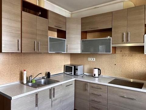 квартира за адресою Саперно-Слобідська вул., 10