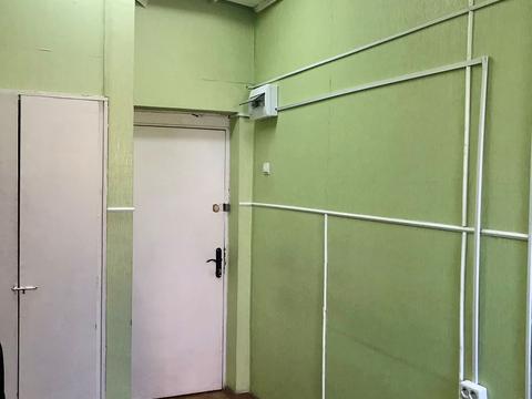 комерційна за адресою Червоної Калини просп. (Володимира Маяковського), 26