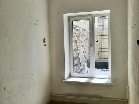 комерційна за адресою Червоної Калини просп. (Володимира Маяковського), 26