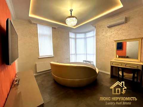 квартира за адресою Аркадійське плато вул. (Гагаринське плато), 9