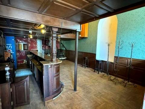 комерційна за адресою Підвалля вул., 11