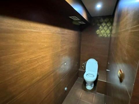 комерційна за адресою Підвалля вул., 11