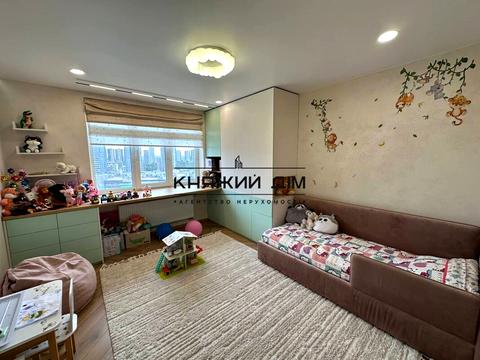 квартира за адресою Дніпровська набережна вул., 25
